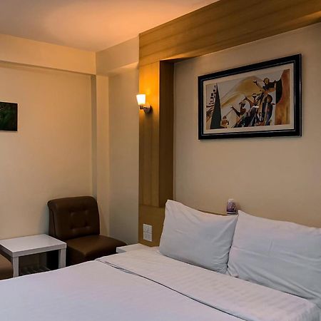 Petchsiri Room เพชรสิริรูม Ban Sai Mai エクステリア 写真