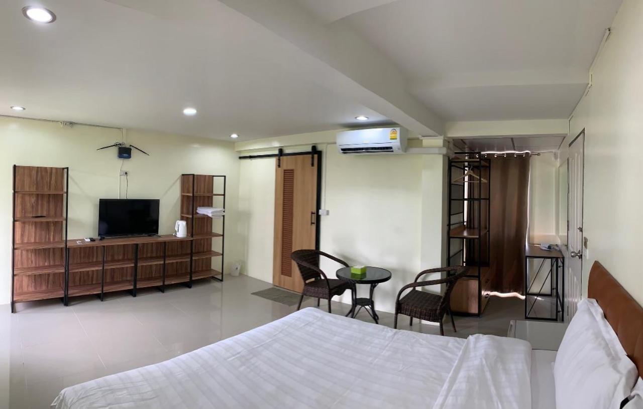 Petchsiri Room เพชรสิริรูม Ban Sai Mai エクステリア 写真