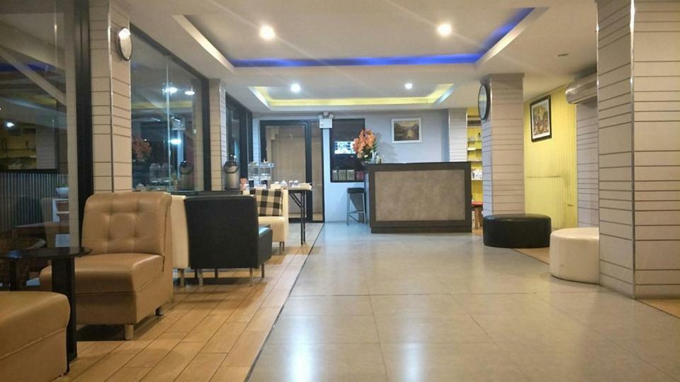 Petchsiri Room เพชรสิริรูม Ban Sai Mai エクステリア 写真