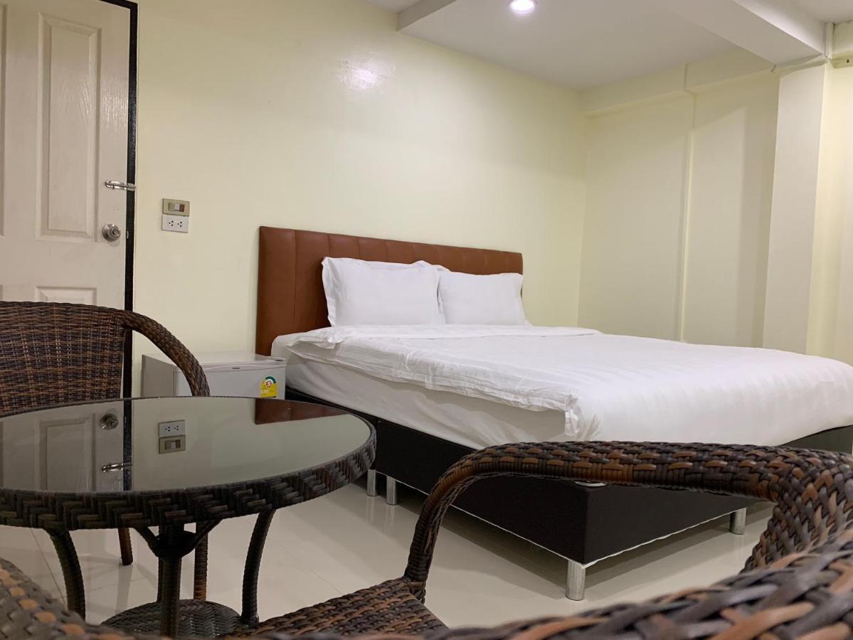 Petchsiri Room เพชรสิริรูม Ban Sai Mai エクステリア 写真